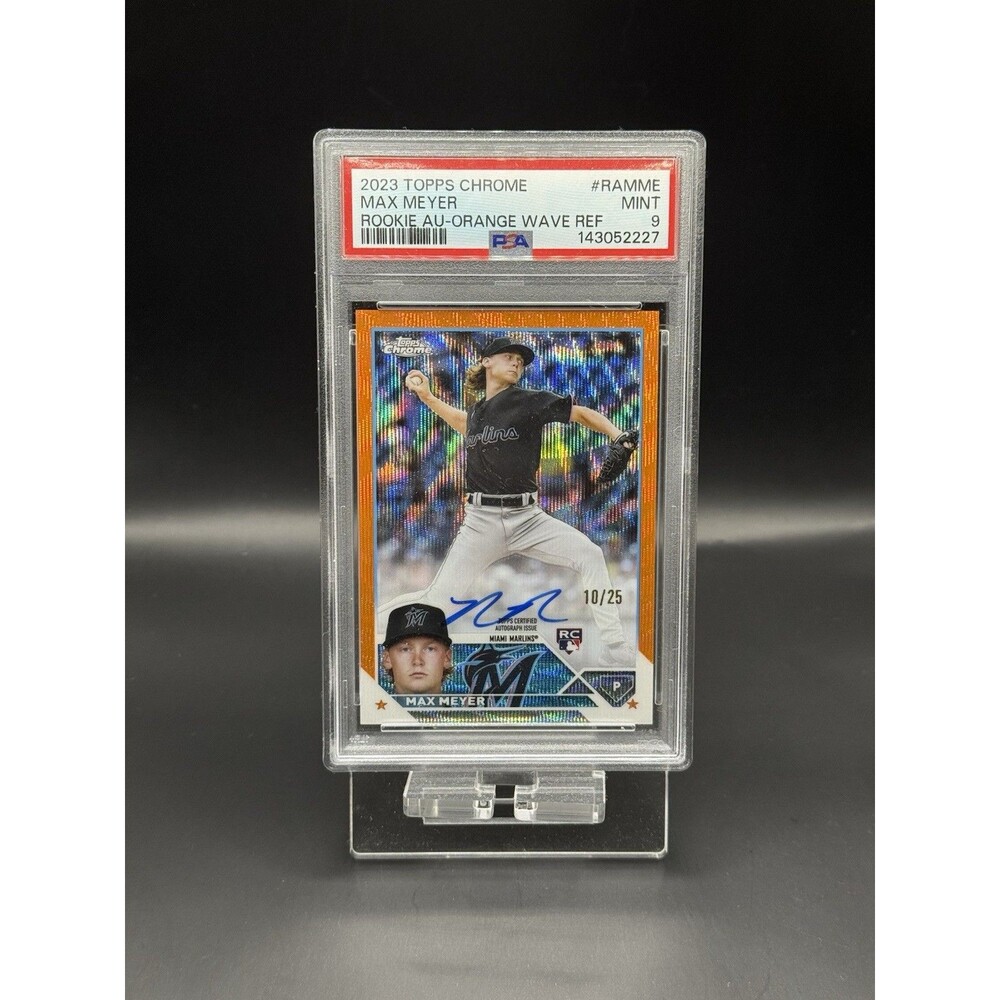 2023 TOPPS CHROME UPDATE AUTO ORANGE Wave REFRACTOR MAX MEYER 10/25 PSA 9
